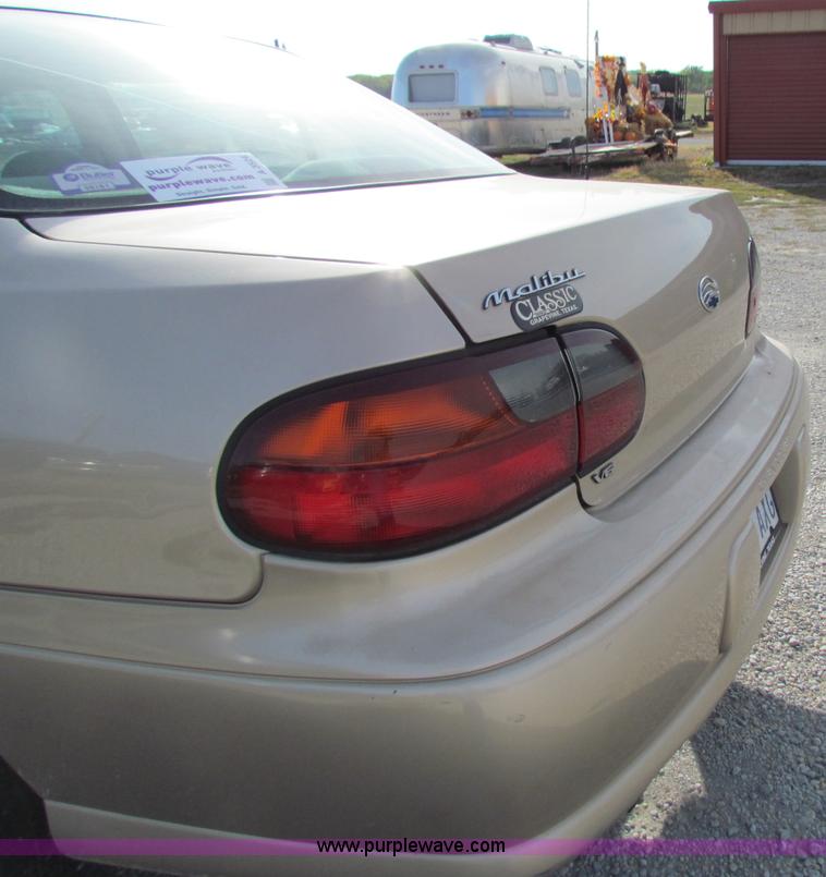 image for item A3524 2002 Chevrolet Malibu