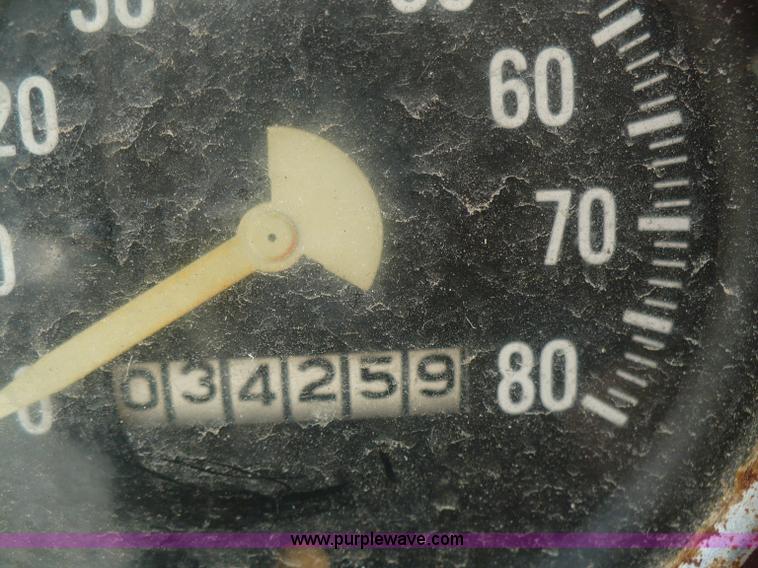 image for item A4840 1974 International Loadstar 1600 dump truck