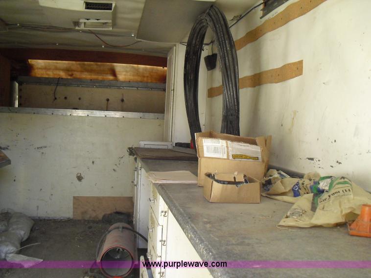 image for item A8014 1997 Ford E350 box truck
