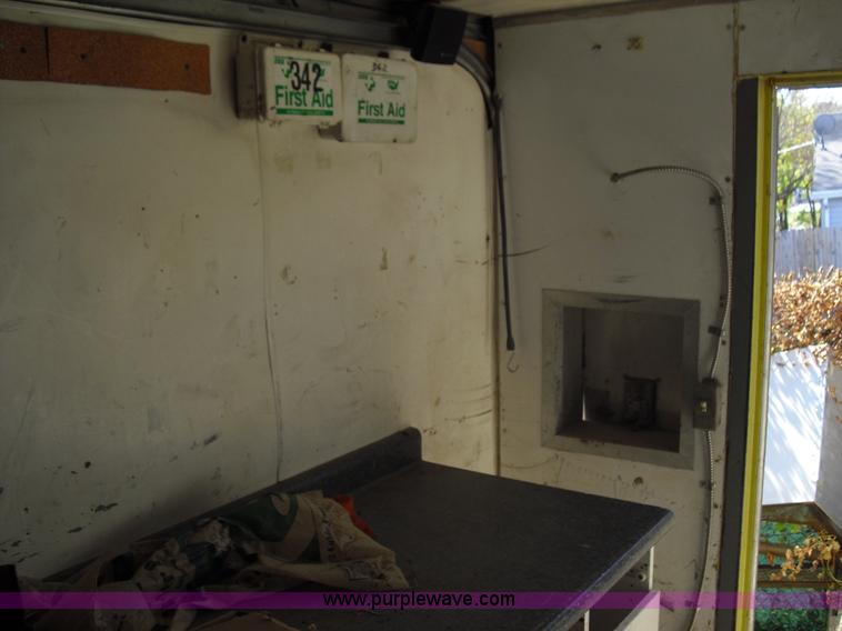 image for item A8014 1997 Ford E350 box truck