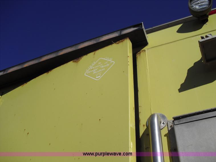 image for item A8014 1997 Ford E350 box truck