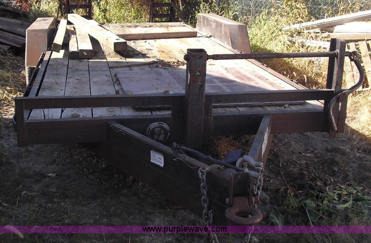 image for item A8015 2004 Starlite 7 ton equipment trailer