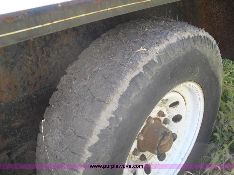 image for item A8015 2004 Starlite 7 ton equipment trailer