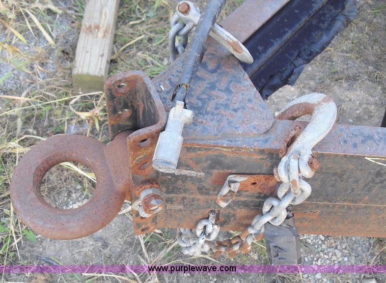 image for item A8015 2004 Starlite 7 ton equipment trailer