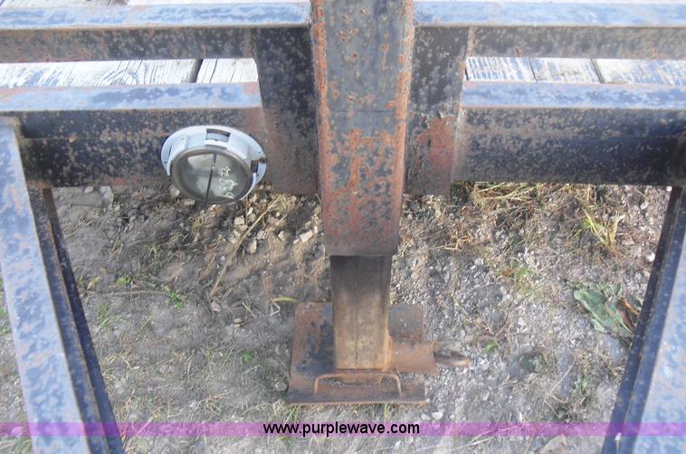 image for item A8015 2004 Starlite 7 ton equipment trailer