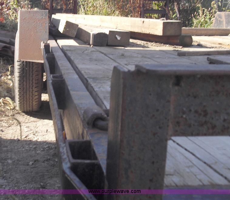 image for item A8015 2004 Starlite 7 ton equipment trailer