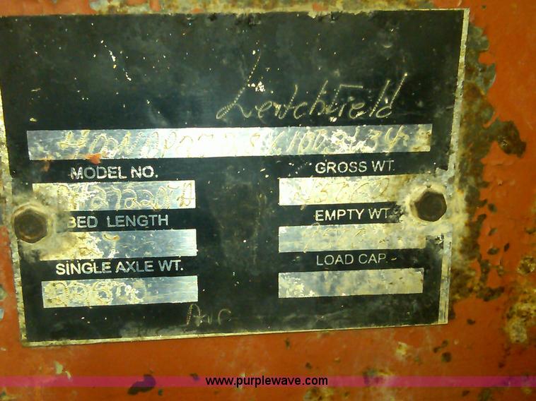 image for item A8016 1999 Litchfield 22.5 ton equipment trailer