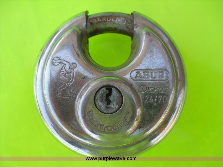 image for item A8017 (57) padlocks