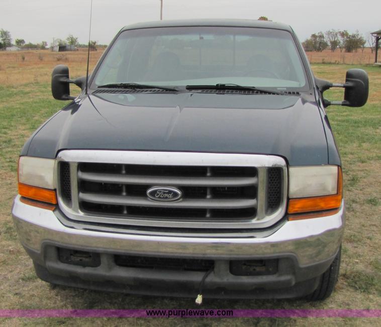 image for item B2008 1999 Ford F250 Super Duty super cab pickup truck