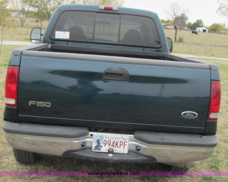 image for item B2008 1999 Ford F250 Super Duty super cab pickup truck