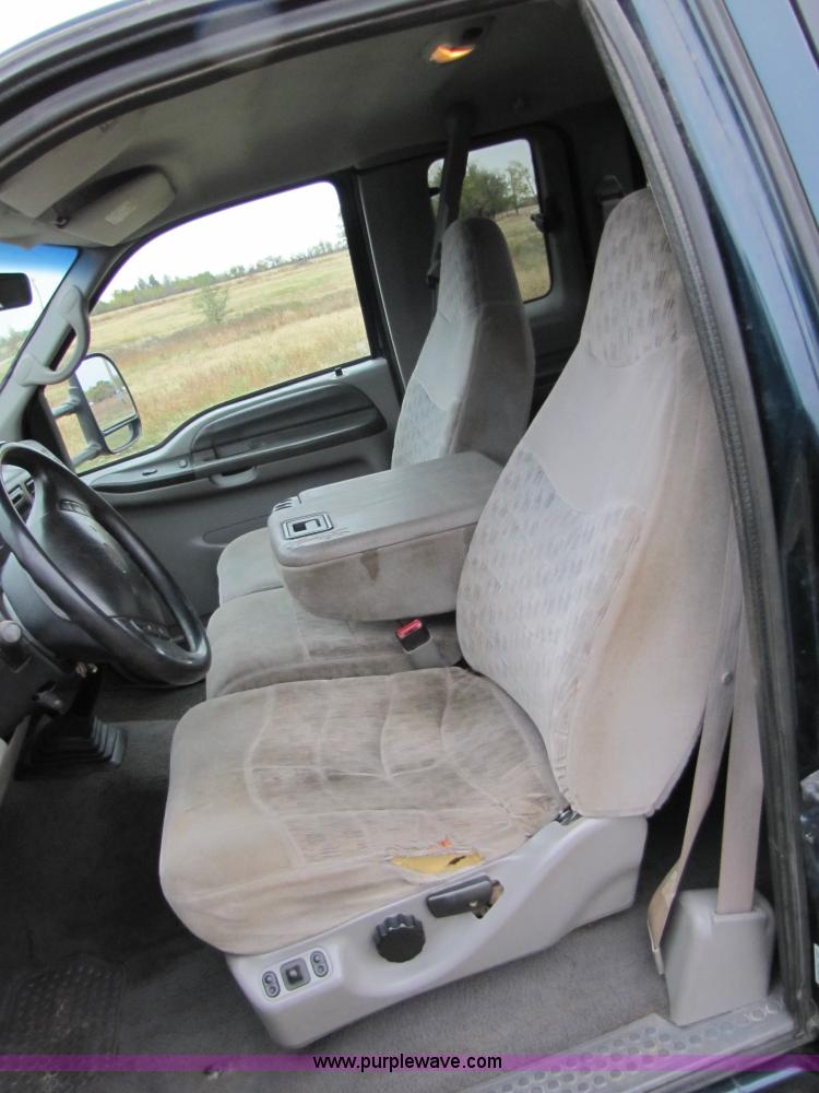 image for item B2008 1999 Ford F250 Super Duty super cab pickup truck