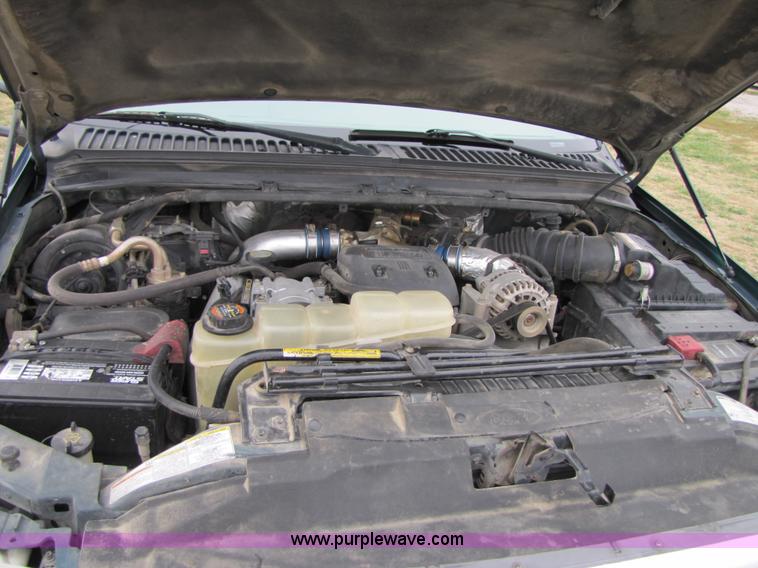 image for item B2008 1999 Ford F250 Super Duty super cab pickup truck