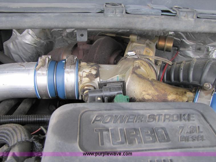 image for item B2008 1999 Ford F250 Super Duty super cab pickup truck