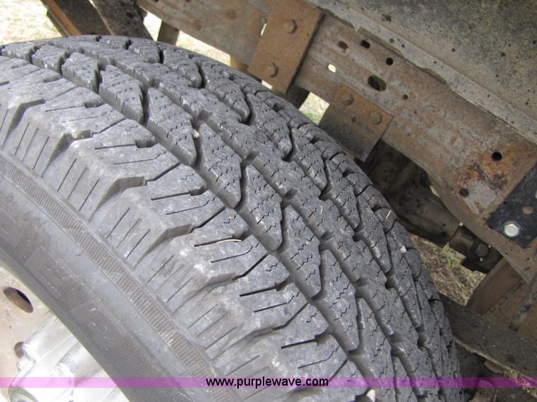 image for item B2008 1999 Ford F250 Super Duty super cab pickup truck