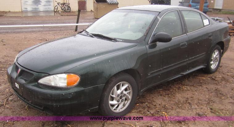 image for item B5545 2003 Pontiac Grand Am SE