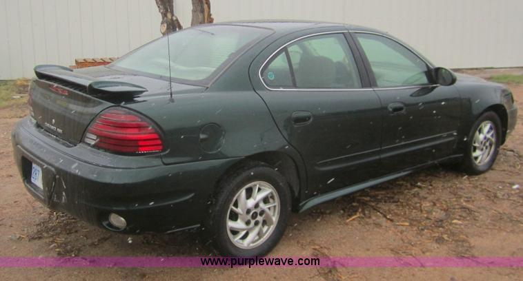image for item B5545 2003 Pontiac Grand Am SE