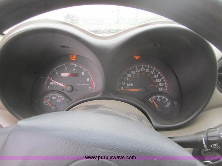 image for item B5545 2003 Pontiac Grand Am SE