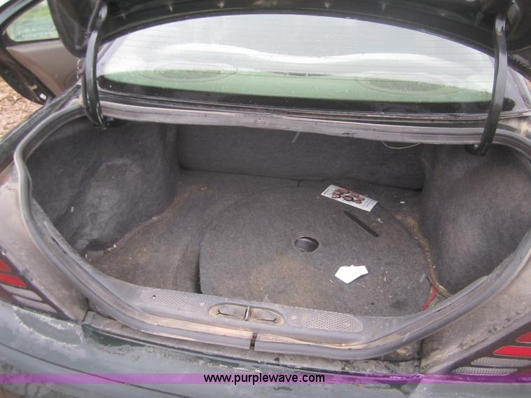 image for item B5545 2003 Pontiac Grand Am SE