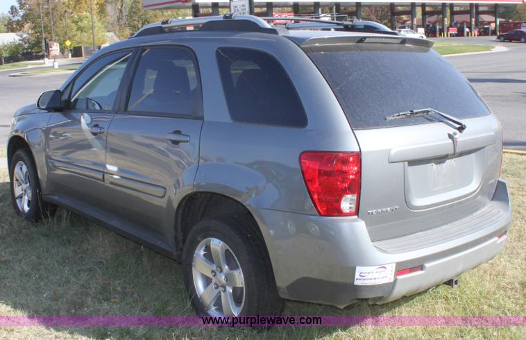 image for item B8618 2006 Pontiac Torrent SUV