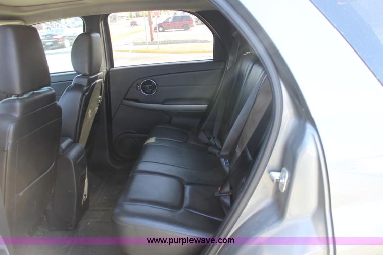 image for item B8618 2006 Pontiac Torrent SUV