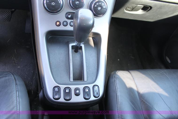 image for item B8618 2006 Pontiac Torrent SUV