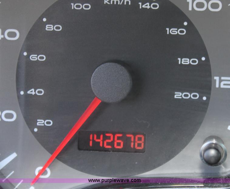 image for item B8618 2006 Pontiac Torrent SUV