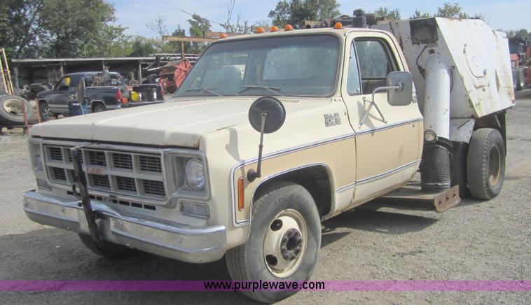 image for item C5061 1978 GMC 35 camper special