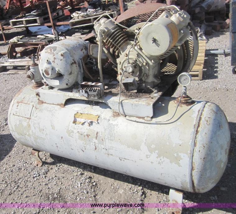 image for item C5127 Dresser air compressor