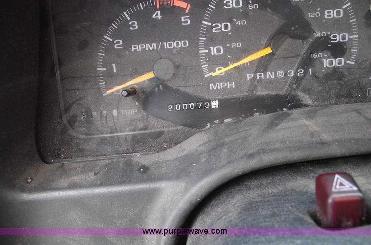 image for item C5567 1995 GMC Yukon SLT SUV