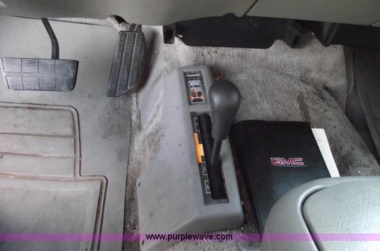 image for item C5567 1995 GMC Yukon SLT SUV