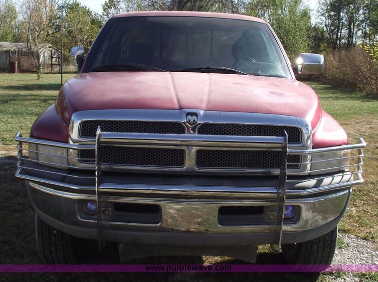 image for item C5672 1997 Dodge Ram 1500 Laramie SLT club cab pickup truck