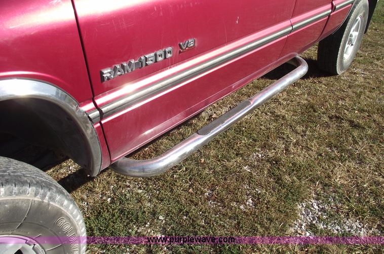 image for item C5672 1997 Dodge Ram 1500 Laramie SLT club cab pickup truck