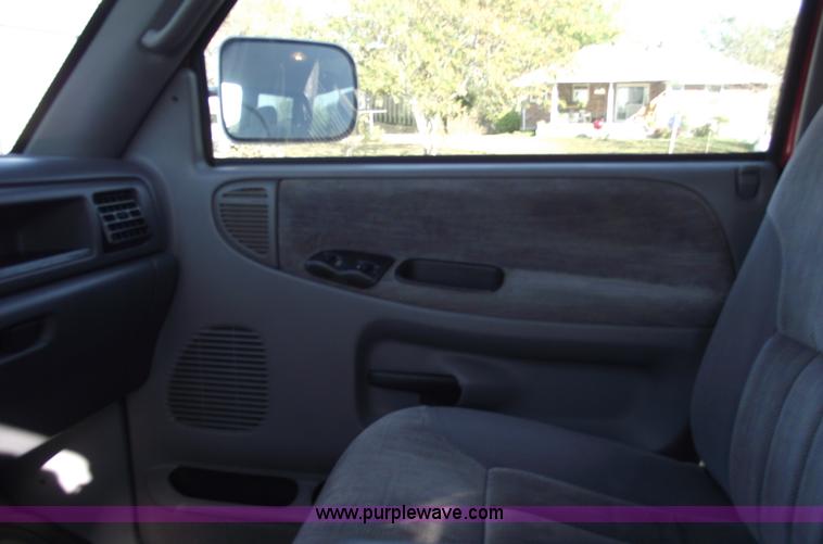 image for item C5672 1997 Dodge Ram 1500 Laramie SLT club cab pickup truck