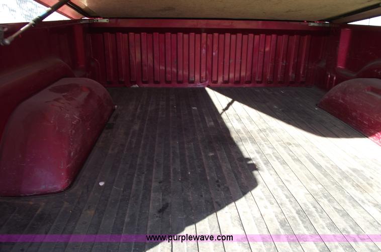 image for item C5672 1997 Dodge Ram 1500 Laramie SLT club cab pickup truck