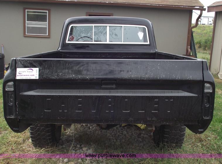 image for item C5685 1970 Chevrolet 3/4 ton pickup truck