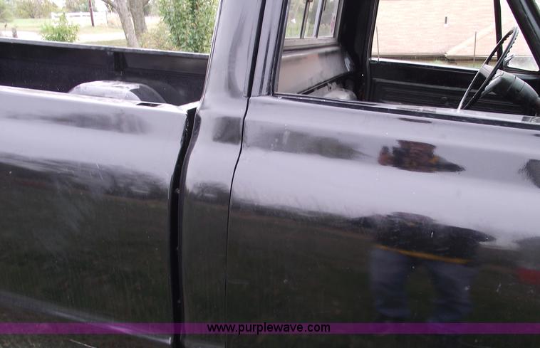 image for item C5685 1970 Chevrolet 3/4 ton pickup truck