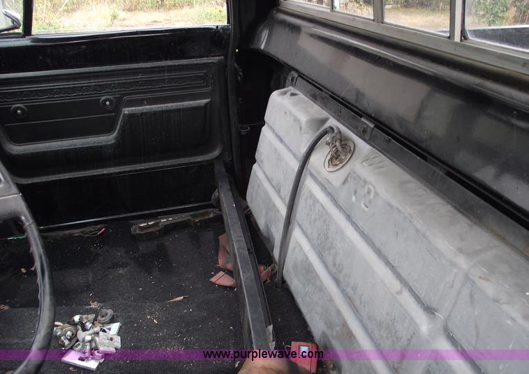 image for item C5685 1970 Chevrolet 3/4 ton pickup truck