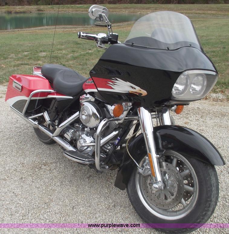 image for item C5686 2000 Harley Davidson Screamin' Eagle Road Glide 1550 motorcycle