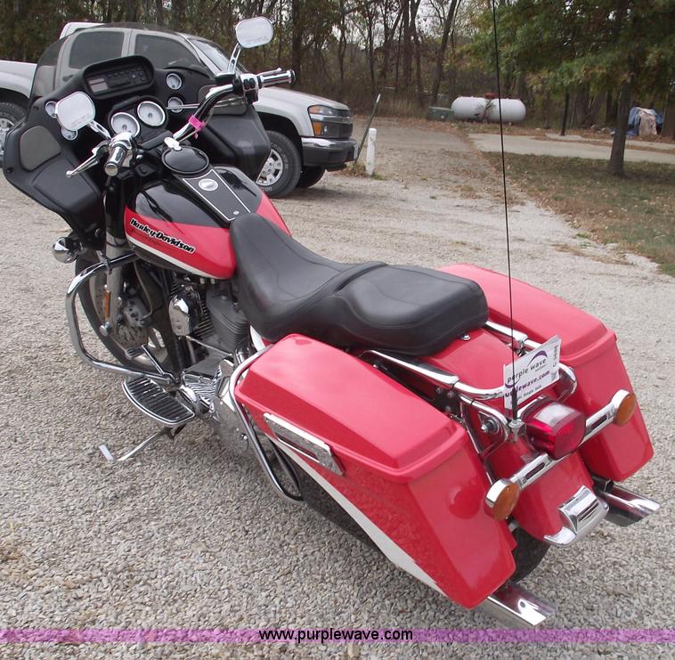 image for item C5686 2000 Harley Davidson Screamin' Eagle Road Glide 1550 motorcycle