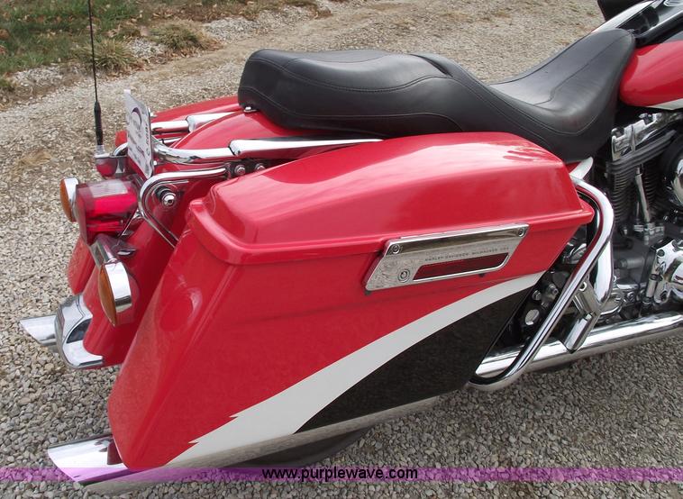 image for item C5686 2000 Harley Davidson Screamin' Eagle Road Glide 1550 motorcycle