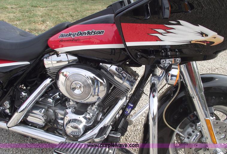 image for item C5686 2000 Harley Davidson Screamin' Eagle Road Glide 1550 motorcycle