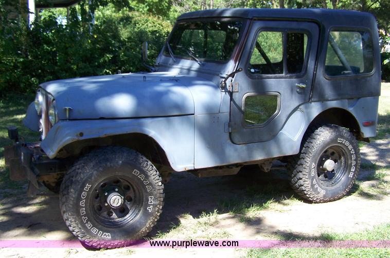 image for item C9391 1976 Jeep CJ17