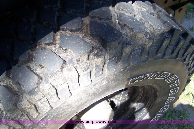 image for item C9391 1976 Jeep CJ17