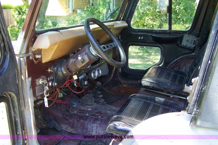 image for item C9391 1976 Jeep CJ17