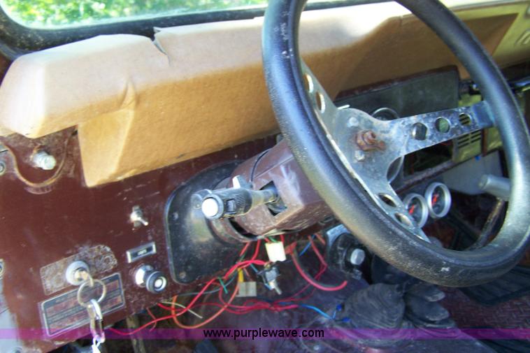 image for item C9391 1976 Jeep CJ17