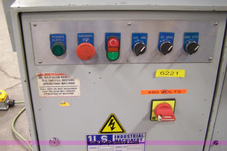 image for item C9417 2008 US Industrial Machinery iron worker