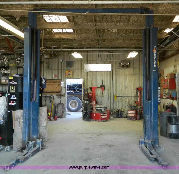 image for item D8598 Forward two post automotive lift