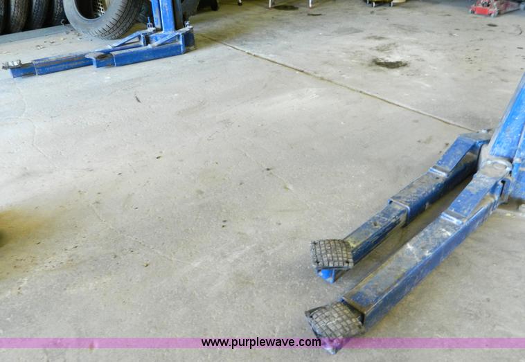 image for item D8599 Bend-Pak MX-10ACX two post automotive lift