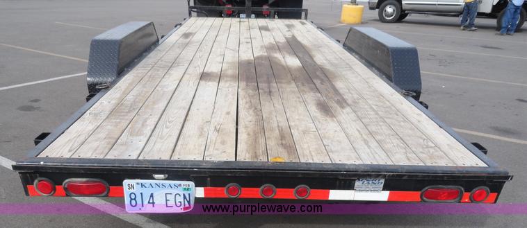 image for item G9189 2008 20' trailer