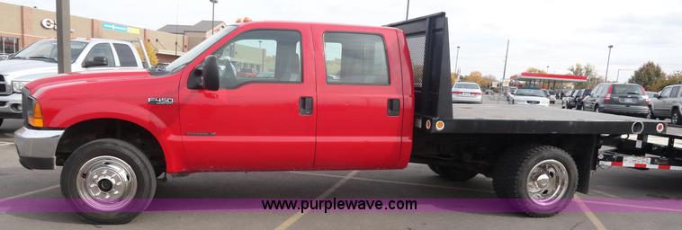 image for item G9190 2000 Ford F450 XL Super Duty crew cab pickup truck